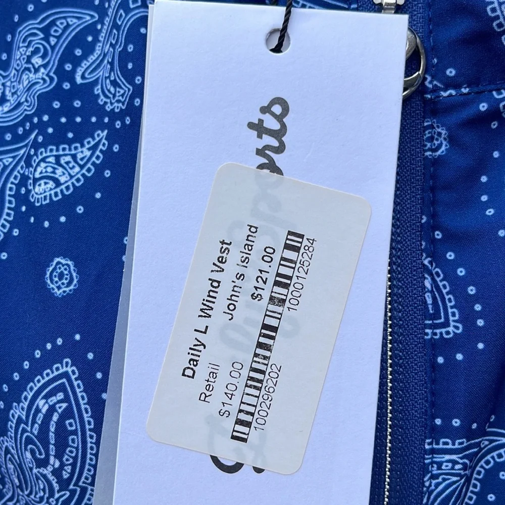 Daily Sports Sweden Golf Zippered  Wind Vest NWT's Retail $140 - Paisley- Sz Med
